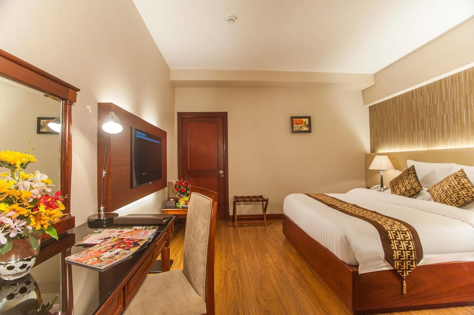 Nhat Ha 1 Hotel Ciudad Ho Chi Minh  Exterior foto