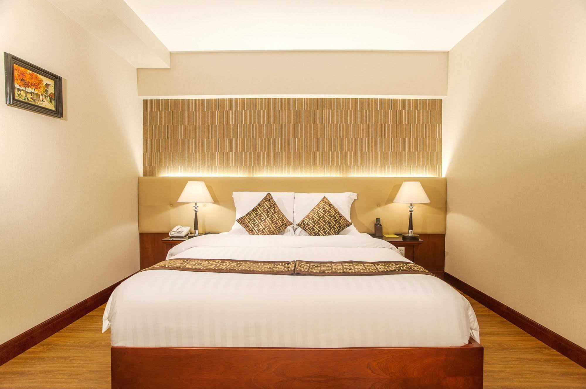 Nhat Ha 1 Hotel Ciudad Ho Chi Minh  Exterior foto