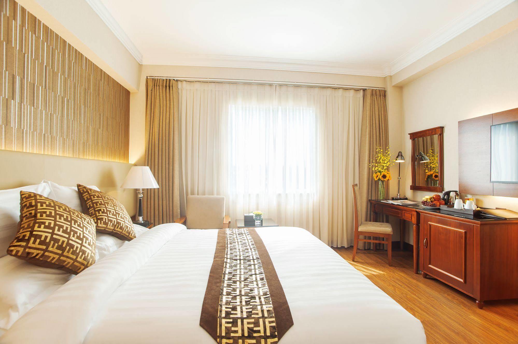 Nhat Ha 1 Hotel Ciudad Ho Chi Minh  Exterior foto